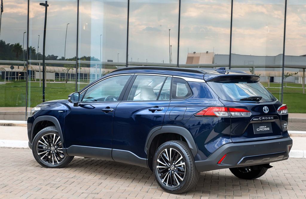 z30911781IH,Toyota-Corolla-Cross-2025--Wersja-brazylijska